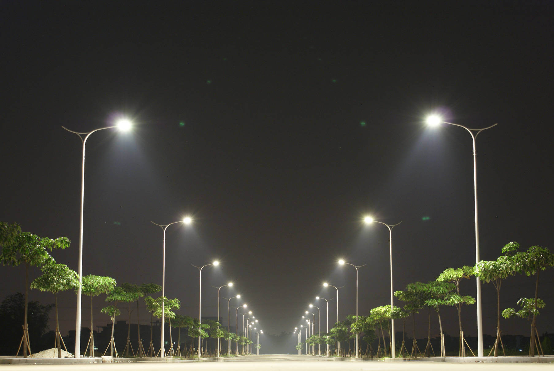 INTEGRATED SOLAR STREET LIGHT - LDC Equipment